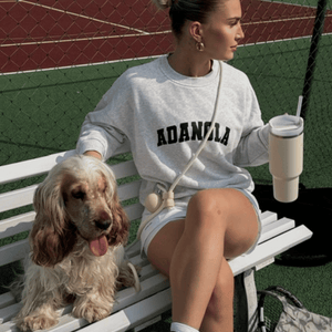 the cream hands-free lead and treat pouch