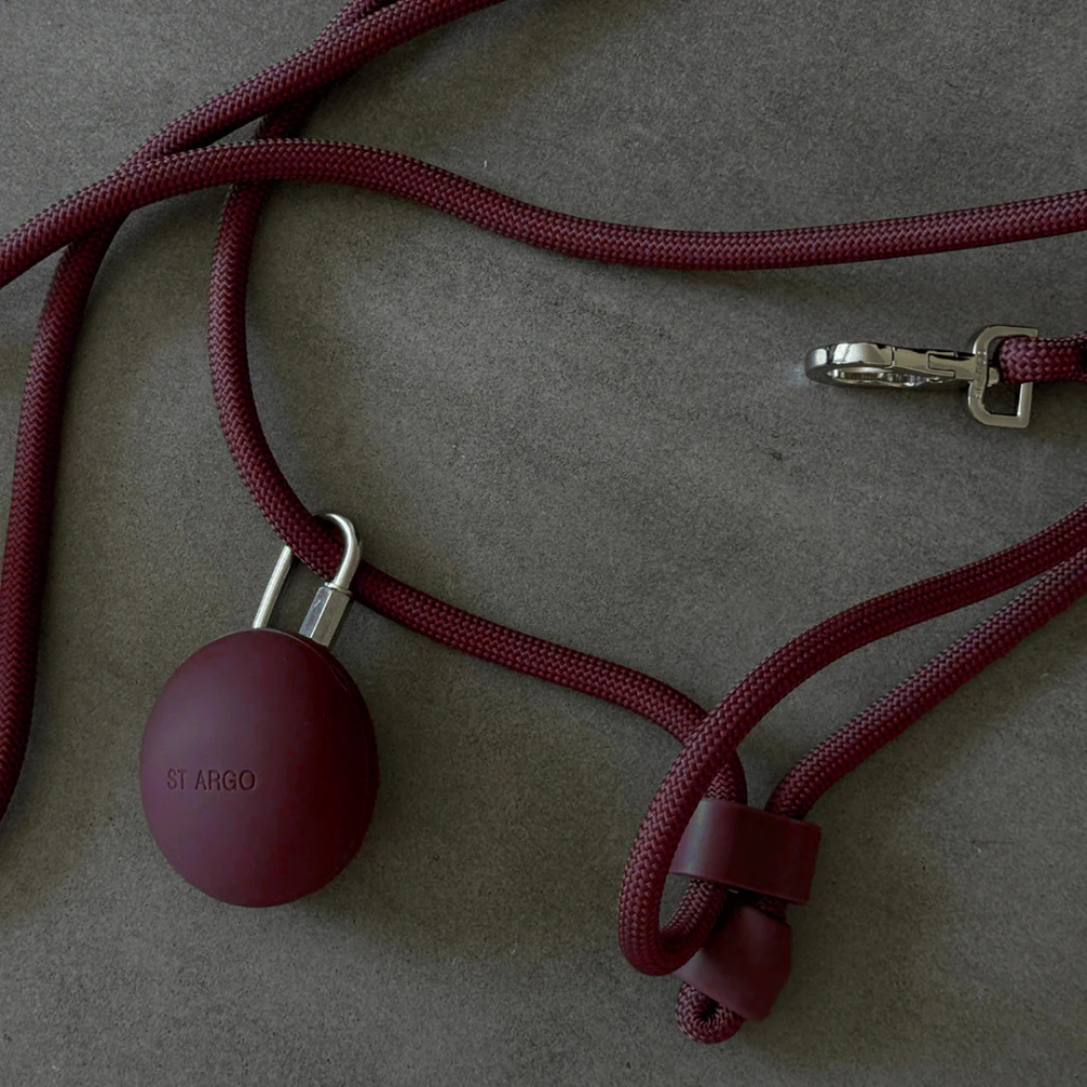 Silicone Dog Treat Pouch in Burgundy