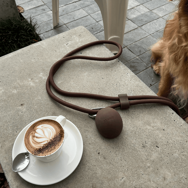 the cocoa treat pouch and hands-free leash at coffee