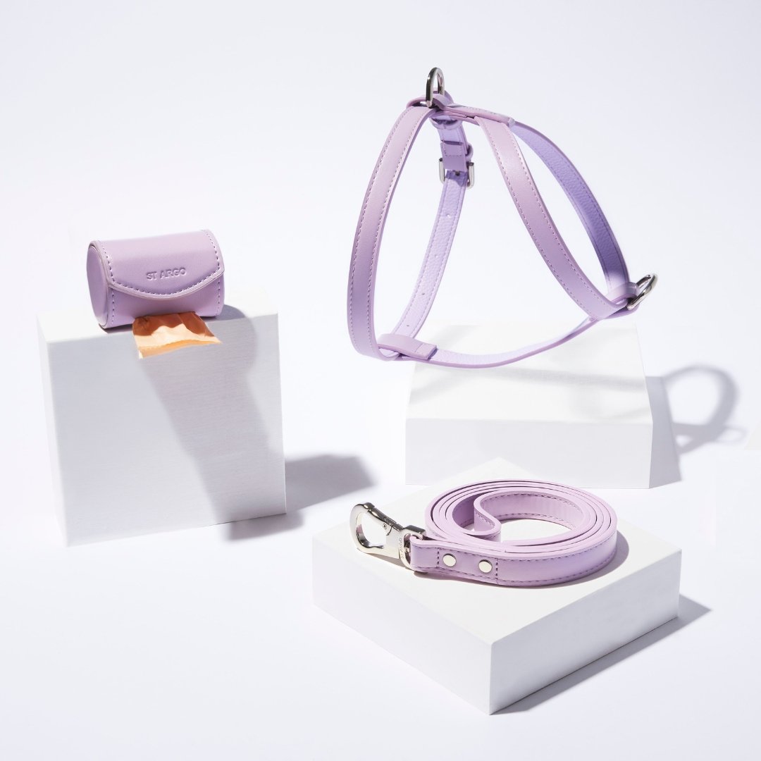 ST ARGO pastel lilac purple vegan leather harness dog walk set kit. Dispenser, luxury dog harness and dog leash included.